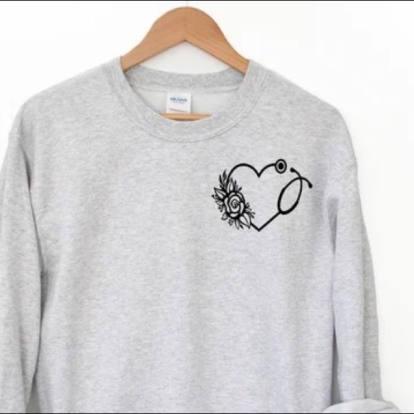 Tops - CUTE Nurse 🥰 Women's crewneck